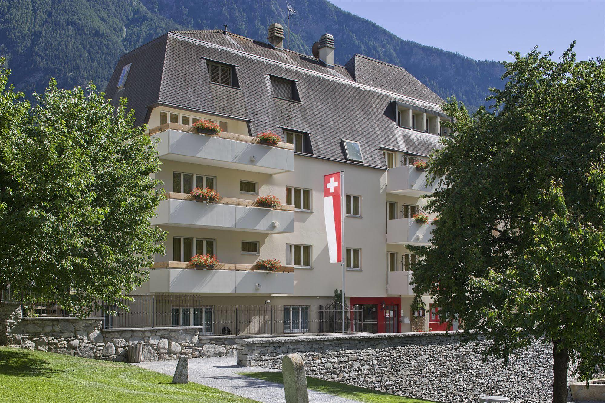 Schlosshotel - Self Check-In Hotel Brig Exteriér fotografie